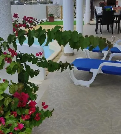 Casa Da Amoreira By Algest Alvor